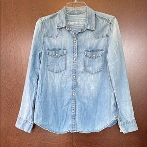 Gap 1969 Denim Button-Up Shirt